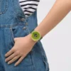 Swatch cegado pelo Neon Swatch cegado pelo Neon