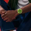 Swatch cegado pelo Neon Swatch cegado pelo Neon